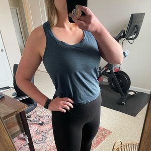 Lululemon tank size 10